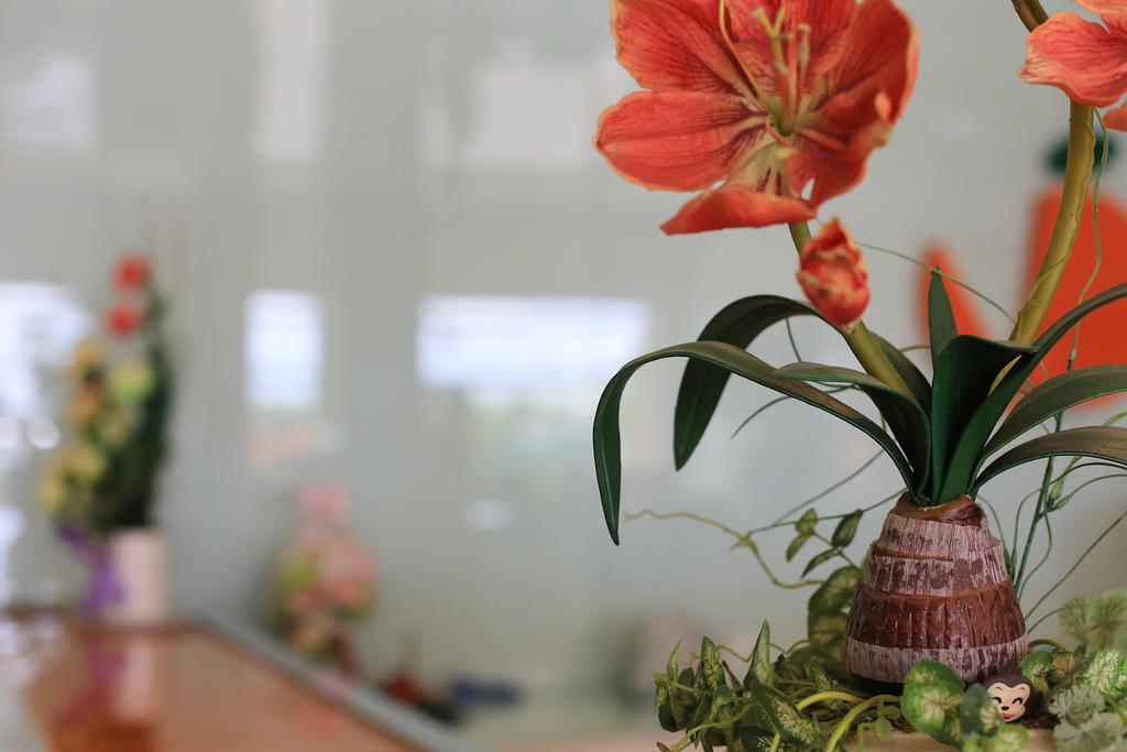 The Original Orange Hotel Nakhon Si Thammarat Buitenkant foto