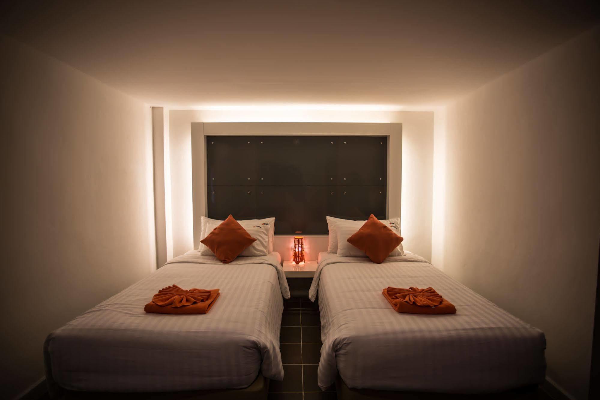 The Original Orange Hotel Nakhon Si Thammarat Buitenkant foto
